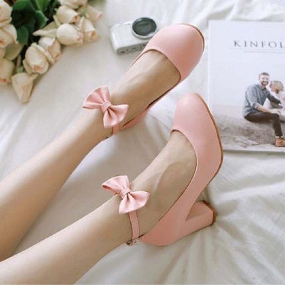 Meet your Posher, Ahmira